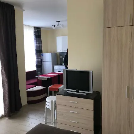 Premier Nadezhda דירה סאני ביץ'